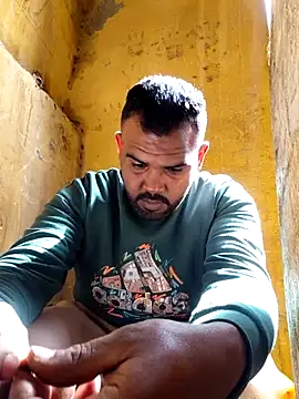 Snapshot of ListedLoin chatting on March 4, 2026, 10:56 am ListedLoin online show from March 4, 2026, 10:56 am