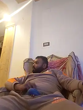 Snapshot of ListedLoin chatting on March 16, 2026, 1:26 pm ListedLoin online show from March 16, 2026, 1:26 pm