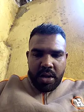 Snapshot of ListedLoin chatting on March 30, 2026, 5:20 am ListedLoin online show from March 30, 2026, 5:20 am