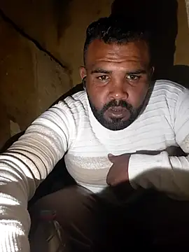 Snapshot of ListedLoin chatting on March 24, 2026, 6:52 pm ListedLoin online show from March 24, 2026, 6:52 pm