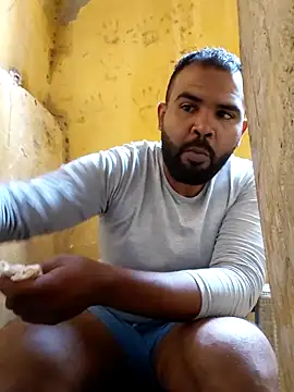 ListedLoin online show from December 14, 2025, 9:37 am