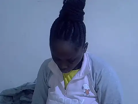 HOT-JAZMINE online show from May 15, 2026, 9:24 pm
