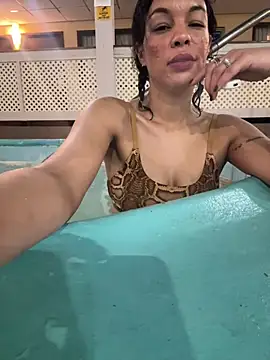 Snapshot of MeghanMarley chatting on January 27, 2025, 12:12 am MeghanMarley online show from January 27, 2025, 12:12 am