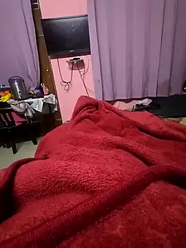 Snapshot of Loveboycurvy chatting on December 27, 2024, 4:54 pm Loveboycurvy online show from December 27, 2024, 4:54 pm