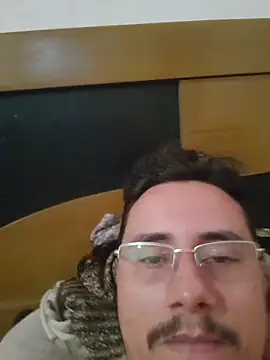 luissilva0071 online show from October 17, 2025, 12:18 pm