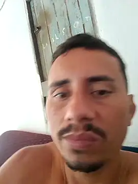 luissilva0071 online show from May 7, 2026, 11:35 am
