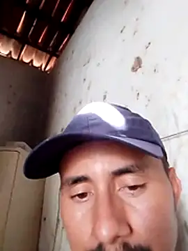 luissilva0071 online show from July 28, 2026, 3:21 pm