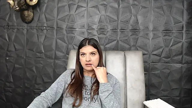 Snapshot of Abril_Squirt chatting on January 25, 2025, 8:21 am Abril Squirt online show from January 25, 2025, 8:21 am