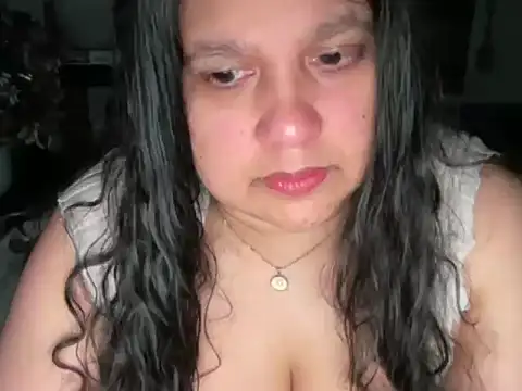 MelanieFawker online show from October 18, 2025, 2:46 am