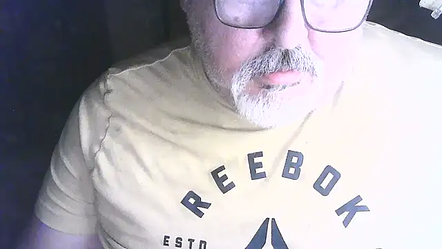 Snapshot of cashot58 chatting on May 23, 2026, 3:27 am cashot58 online show from May 23, 2026, 3:27 am