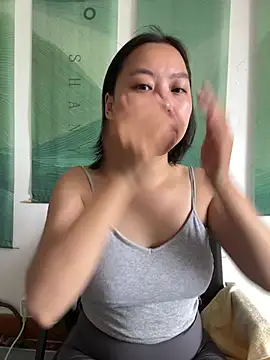 Snapshot of Eliza-E chatting on April 9, 2026, 1:51 am Eliza-E online show from April 9, 2026, 1:51 am