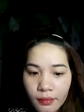Snapshot of Ngoc-Trinh chatting on March 22, 2025, 4:26 pm Ngoc-Trinh online show from March 22, 2025, 4:26 pm