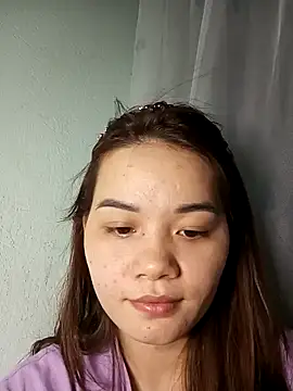 Snapshot of Ngoc-Trinh chatting on January 25, 2025, 4:03 pm Ngoc-Trinh online show from January 25, 2025, 4:03 pm