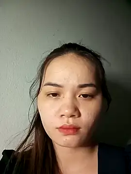 Snapshot of Ngoc-Trinh chatting on December 7, 2024, 3:47 pm Ngoc-Trinh online show from December 7, 2024, 3:47 pm