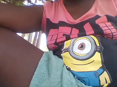 missarpie online show from December 2, 2025, 10:17 am