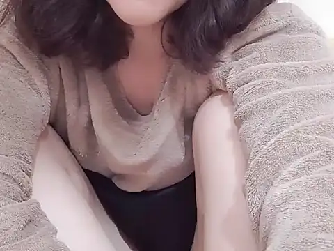 Pink cream online show from February 16, 2025, 2:21 pm