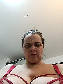 hugebobbs online show from March 19, 2026, 7:19 am