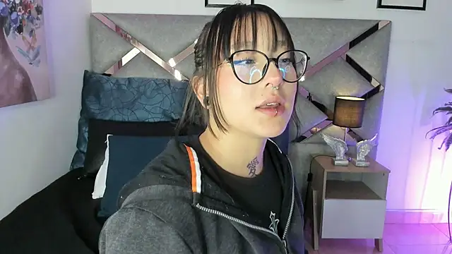sofi bakerr online show from May 7, 2026, 11:35 am