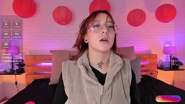 sofi bakerr online show from March 19, 2025, 7:06 pm