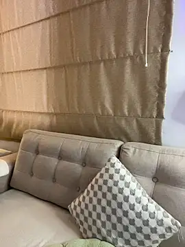 Snapshot of DaryRos chatting on February 23, 2026, 11:05 pm DaryRos online show from February 23, 2026, 11:05 pm