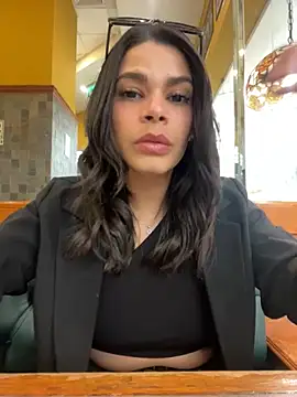 DaryRos online show from November 12, 2025, 7:18 pm