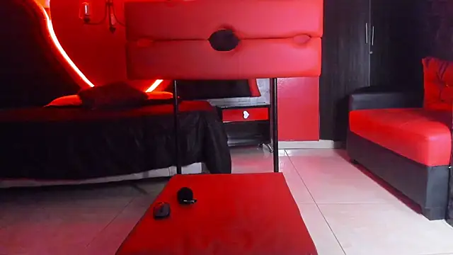 Snapshot of JAYLEN_BDSM chatting on March 13, 2025, 3:39 pm JAYLEN BDSM online show from March 13, 2025, 3:39 pm