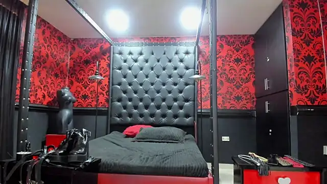 Snapshot of JAYLEN_BDSM chatting on February 9, 2026, 11:52 am JAYLEN BDSM online show from February 9, 2026, 11:52 am