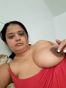 sarahhh1987 online show from November 18, 2025, 6:17 am