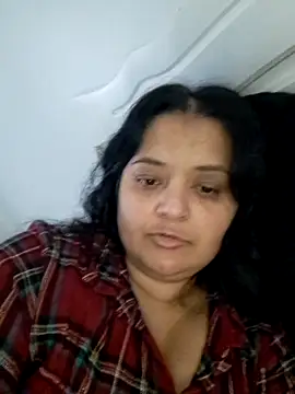 sarahhh1987 online show from December 20, 2025, 7:55 am