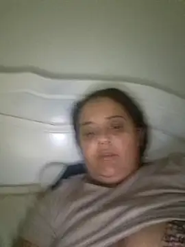 sarahhh1987 online show from November 16, 2025, 4:01 pm