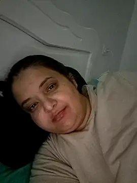 sarahhh1987 online show from October 20, 2025, 6:19 pm