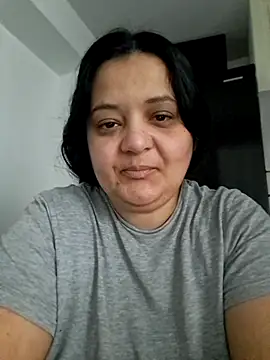 Snapshot of sarahhh1987 chatting on March 1, 2026, 8:47 am sarahhh1987 online show from March 1, 2026, 8:47 am