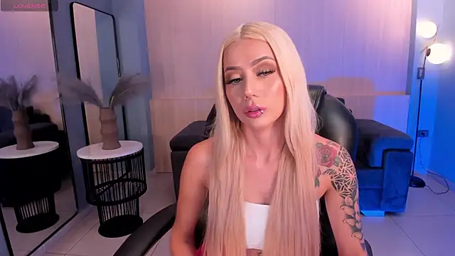 Snapshot of HannaConnor_ chatting on February 27, 2025, 7:58 pm HannaConnor online show from February 27, 2025, 7:58 pm