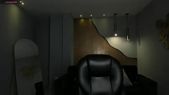 AliceHarper  online show from March 6, 2026, 7:20 pm