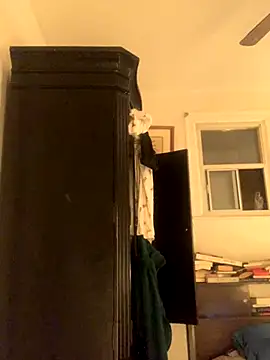 holyeroticss online show from November 12, 2025, 12:37 am