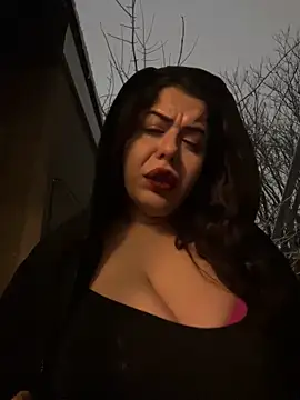 holyeroticss online show from February 16, 2025, 5:15 am