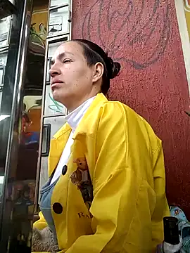 Divalive 28 online show from October 30, 2025, 5:32 pm