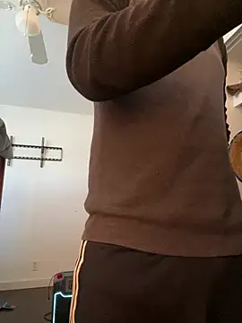 Snapshot of BayGuyDadBod chatting on January 5, 2025, 9:25 pm BayGuyDadBod online show from January 5, 2025, 9:25 pm