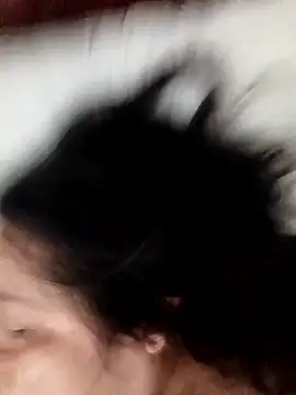 lunanataly online show from December 17, 2025, 12:26 am