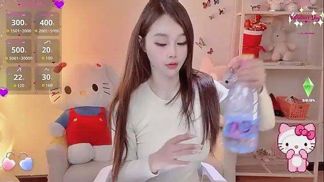 Kiss-18 online show from February 19, 2026, 5:48 am