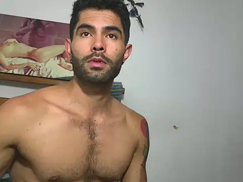 Snapshot of hideonbush051 chatting on January 10, 2026, 5:08 pm hideonbush051 online show from January 10, 2026, 5:08 pm