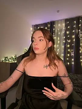 Snapshot of _MayShy_ chatting on December 19, 2024, 8:23 pm MayShy online show from December 19, 2024, 8:23 pm