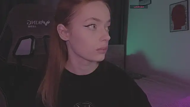 Snapshot of _MayShy_ chatting on September 20, 2025, 6:24 pm MayShy online show from September 20, 2025, 6:24 pm
