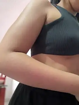 Snapshot of Salome_golvert chatting on February 4, 2026, 9:10 pm Salome golvert online show from February 4, 2026, 9:10 pm