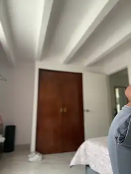 Snapshot of Salome_golvert chatting on February 1, 2026, 9:57 pm Salome golvert online show from February 1, 2026, 9:57 pm