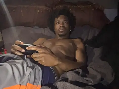 SlimeCrownzOut5 online show from March 4, 2026, 12:02 pm