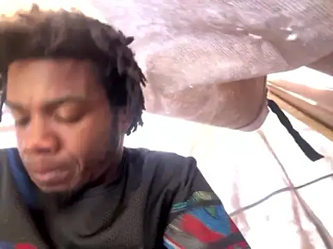 SlimeCrownzOut5 online show from January 11, 2026, 6:37 pm