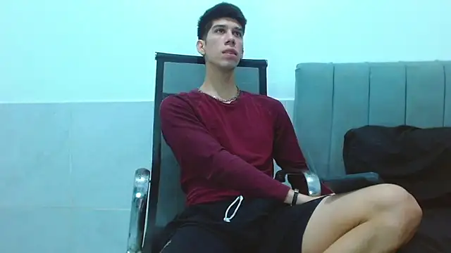 jhony-sex online show from March 7, 2026, 2:40 am