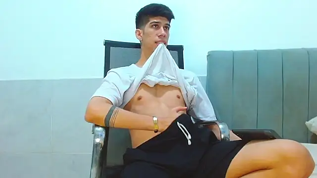jhony-sex online show from June 28, 2026, 9:37 am