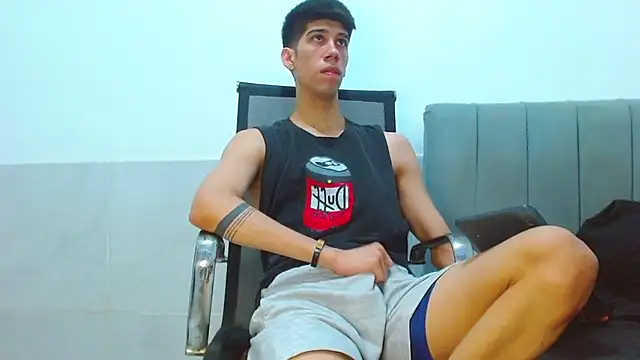 jhony-sex online show from July 17, 2026, 9:34 pm